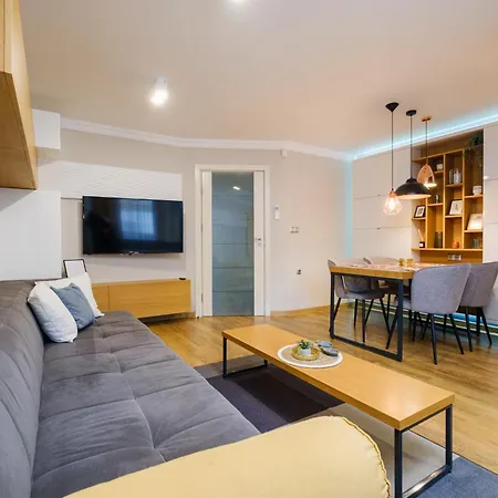 Sam Centre Harmony 1-bedroom * Бургас