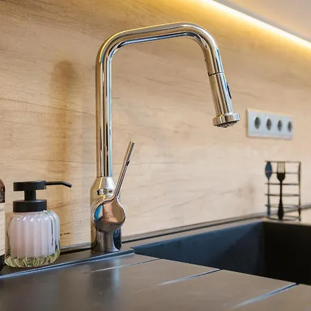 Sam Centre Harmony 1-bedroom 布尔加斯