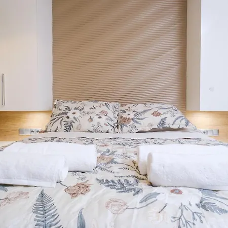 Sam Centre Harmony 1-bedroom 公寓 布尔加斯