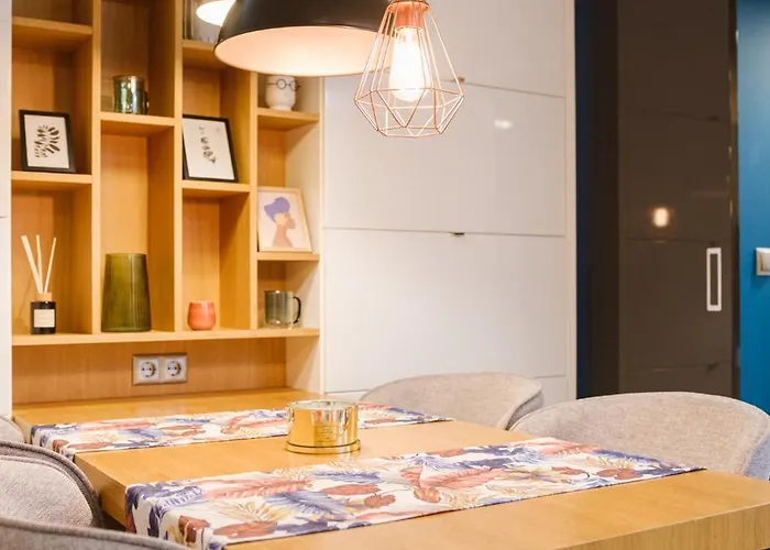 Sam Centre Harmony 1-bedroom ブルガス